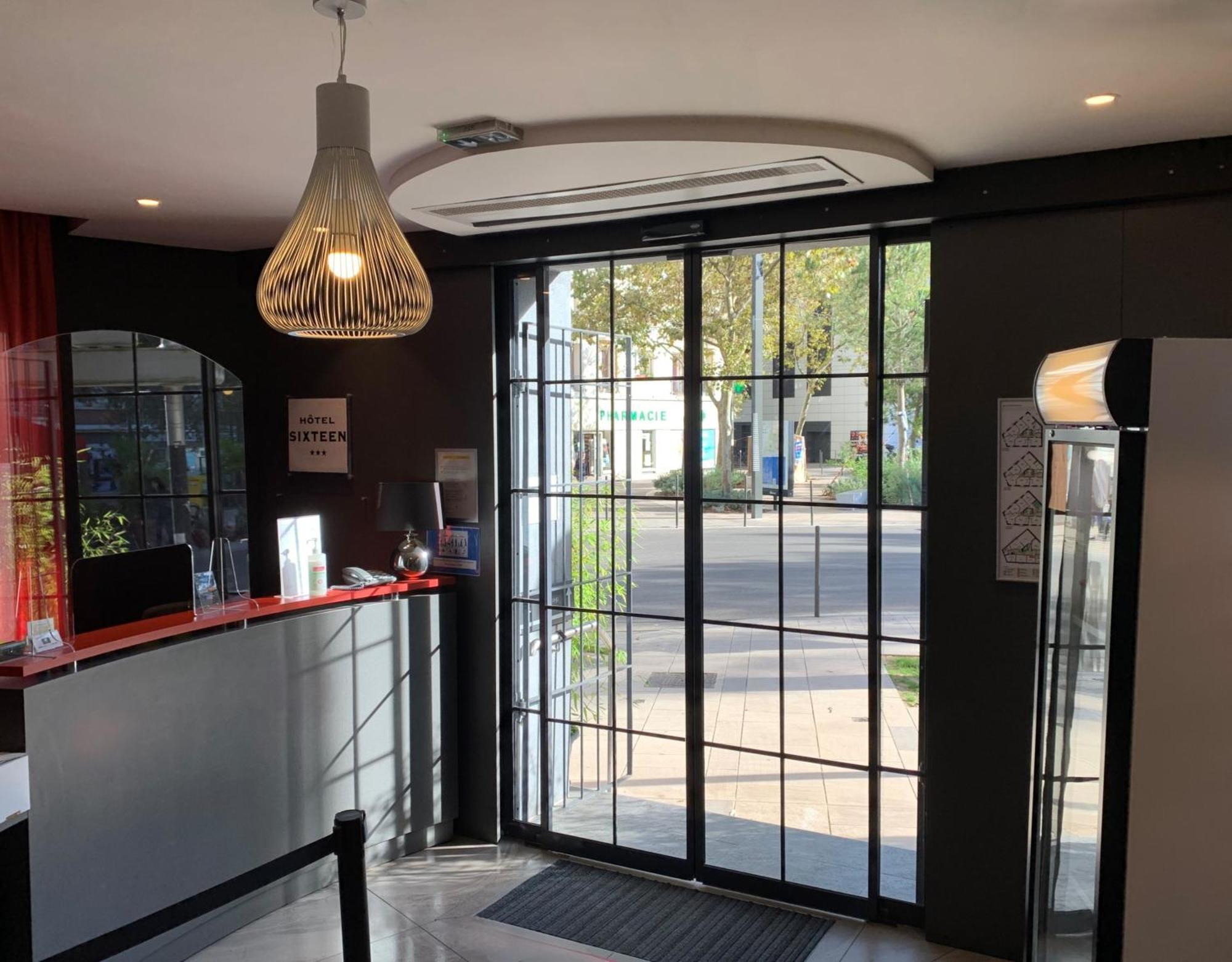Hotel Sixteen Paris Montrouge Bagian luar foto